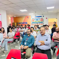 An engaged audience at RV Solutions during a workshop on diet and nutrition. My sessions are designed to be interactive, encouraging questions and discussions to ensure everyone leaves with clear, practical takeaways for their health.