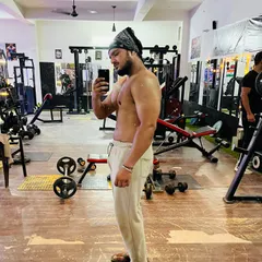 A recent physique update. Building a strong, muscular body is a marathon, not a sprint. This is the result of years of consistent effort in the gym and discipline in the kitchen.