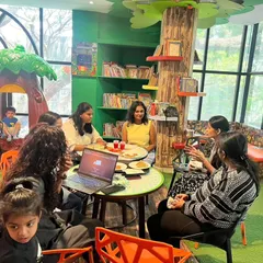 More scenes from our play date, where moms bonded over shared experiences while the kids enjoyed themselves. We also had a great talk with a parenting expert.
