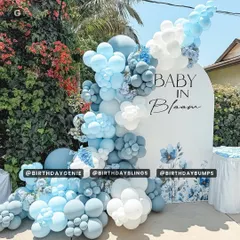 An identical shot of the "Baby in Bloom" setup, showcasing its picture-perfect quality.