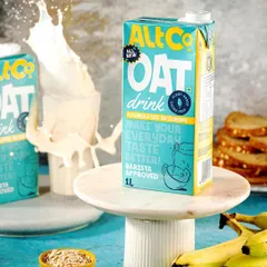 This dynamic splash shot for Alt Co. Oat Drink was created to be visually arresting and stop the scroll. It demonstrates technical skill in capturing motion, making the product look refreshing and exciting for digital marketing campaigns.