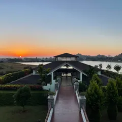 Every day at our retreat begins with a promise of renewal, as the sun rises over the tranquil lake and hills. This serene environment is an essential part of your healing, offering a peaceful escape from the chaos of daily life.