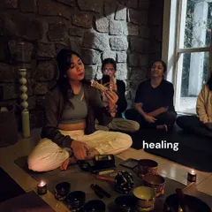 A throwback to a yoga retreat at the farm. It gives me such a sense of fulfillment to bring a community like this together and witness the tension leave their bodies as they sink into slowness.