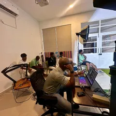 Our investment in GASP force plates has been a game-changer. Here, my team and I are in a session with an international mentor to master the understanding of forces and torques, taking our coaching ability to the next level.