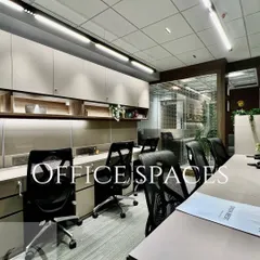 Here is a clear view of an open-plan workstation area from one of our office projects. The design features sleek linear lighting, ample overhead storage, and ergonomic seating to create a workspace that is both productive and comfortable for the team.