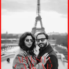 A classic black and white portrait with the Eiffel Tower as the witness. This pre-wedding shoot in Paris was designed to create timeless, editorial-style images that are both romantic and chic.