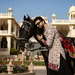 Majnu bhai and I share the same interest. A fun moment with a beautiful horse in Jaipur. My love for adventure and unique experiences is part of what makes me who I am.