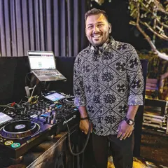 My complete setup for a destination wedding sangeet. From the laptop with curated playlists to the Pioneer mixer and decks, every piece of equipment is chosen to deliver the best possible audio-visual experience for you and your guests.