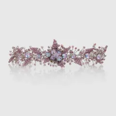This purple floral beaded choker is perfect for a Haldi or Mehendi event, adding a fun and vibrant touch.