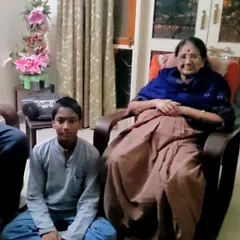 A tribute to Neela mami, a fiery and energetic guru with whom I briefly learnt vocal music. She was a true student of music her whole life and a great source of inspiration.