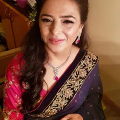 Very natural and glowy party makeup for this lovely client. This look is perfect for a family wedding, enhancing her features beautifully to complement her elegant saree.