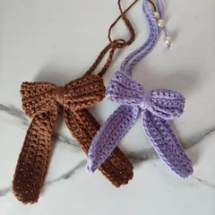 A still shot of my lovely crochet bows. The texture and stitch work are what make these simple accessories so special.