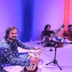 It was an absolute pleasure playing with Ustad Rafique Khan on sitar and my little brother Sarfaraaz Khan on sarangi. A trio of strings and rhythm.