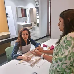 During our Women's Day workshop, I had the pleasure of providing one-on-one guidance to the talented architects who joined us. It was an inspiring celebration of creativity and artistry.