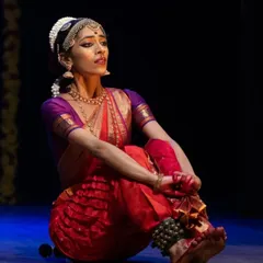 A moment of quiet contemplation, portraying the theme of 'The eternal longing' from my solo production, 'Abhilasha'. This pose captures the feeling of waiting and yearning for Krishna.