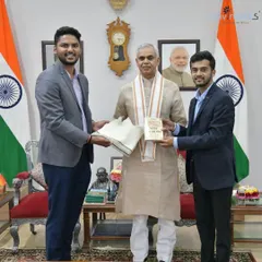 Our founders meeting with the Honorable Governor of Gujarat, Shri Acharya Devvrat ji. We are grateful for the opportunity to discuss our vision for a greener future with such esteemed leaders and gain their valuable insights.