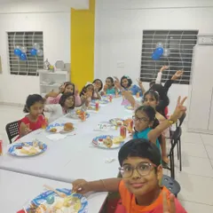 Time for snacks and smiles! My studio has plenty of space for kids to enjoy party food and games after their creative session.