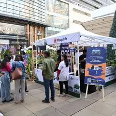 A look at the crowd gathering at the Hyugalife stall. Our high-traffic locations ensure a steady stream of engaged potential customers for our exhibitors throughout the day.