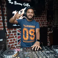 A fun shot from my set at The Boozy Griffin. I love playing at different venues across Bangalore, each with its own unique crowd and atmosphere.