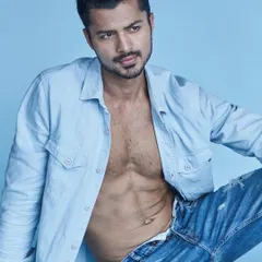 It's all about the vibe. A relaxed shot from a denim and shirting campaign.