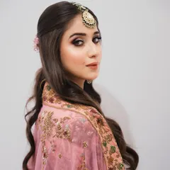 A look created by our Head of Trainings, Avleen Bansal, at a professional beauty industry event, showcasing the expert level of our mentors.