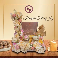 Hampers full of joy. This stunning wedding invitation hamper is decorated with dozens of roses and includes two small jars for sweets or dry fruits.
