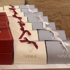 My first pop-up experience at the Gladia launch. These Roman-themed hampers in custom bags were a beautiful way to be part of their new beginning.