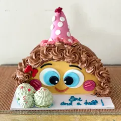 We can add custom writing to the half-cakes, just like a full-sized one.