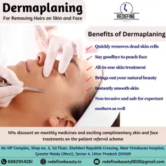 Dermaplaning is a gentle exfoliation method for removing dead skin cells and "peach fuzz" from the face. This graphic shows its benefits, including instantly smooth skin and bringing out your natural beauty.
