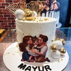 A heartwarming family-themed cake featuring an edible print of a beautiful family illustration, perfect for a father's birthday.