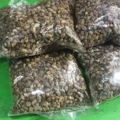 These are bags of dried soybeans, ready for use. You can use them to make your own fermented products or add them directly to certain dishes for texture and flavour.