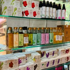 For our customers in Delhi, you can now find our products on the shelves of Anandkand Pure Naturals in both Greater Kailash 2 and East of Kailash.