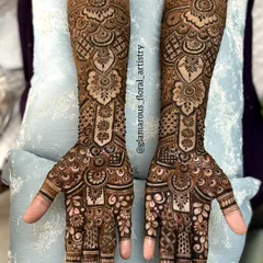 A perfect example of a traditional, symmetrical bridal design. The clean lines, detailed patterns, and balanced composition make this a timeless choice for any bride.