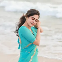 A collection of portraits and videos captured on the beautiful beaches of the coast. I use the ocean, sand, and rocks to create a variety of moods, from joyful and carefree to serene and dramatic.