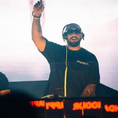 The energy in Kolkata is always next level. Here I am, taking a moment to connect with the sold-out crowd during a high point in my set.