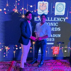 Sharing the proud moment with a colleague at the Excellency Iconic Awards 2023. Teamwork is at the heart of every successful project and every award we receive.