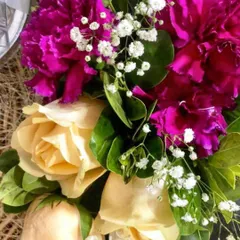 We specialize in curating exquisite experiences with our delectable dishes from over 20+ cuisines. This beautiful bouquet is an example of the small touches we add to make your event special.