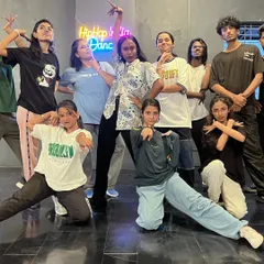 Our Street Dance Diploma Program students are always ready for a challenge. This program is a structured path for those serious about a career in dance, focusing on advanced skills and knowledge.