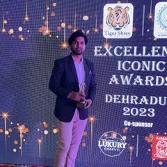 Holding the Excellency Iconic Award in Dehradun. This award for innovation is a milestone for me and my team, reinforcing our dedication to delivering exceptional architectural and interior projects.