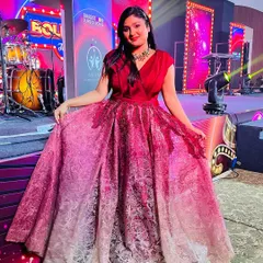 My look for the grand award night I hosted for Bharat Rubber Works. I always dress to match the glamour of a gala evening.