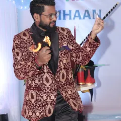 I love adding a bit of thrill to my shows with some safe but spectacular fire magic. This illusion always heats up the excitement at corporate events and private parties, creating a visual that your guests will talk about long after the show is over.