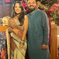 All dressed up for a Qawwali night with my husband. I wore this beautiful metallic pre-draped saree that was super comfortable and glamorous.