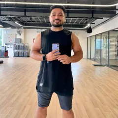 A quick selfie in the studio. This is my happy place, where I get to combine my passion for fitness and dance.