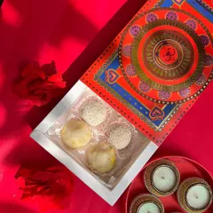 A beautiful shot of our Ganesh Chaturthi box, filled with modaks and ladoos, ready to bring festive joy to your pup.