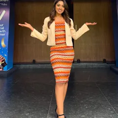 Welcome to the Vashi Integrated Solutions R&R event! As a multilingual emcee, I seamlessly hosted this event in Kannada, Tamil, and Telugu, ensuring every member of the South Region team felt included and celebrated.