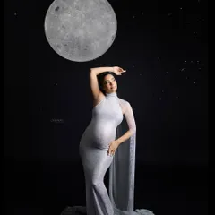 A celestial maternity session for a mom-to-be who shines brighter than any star. I designed this entire look, from the starlight-inspired dress to the moonlit glow, to make her feel like the queen of the universe.