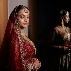 The final look for Laxmi, captured just before she stepped out. The makeup was set to last, ensuring her glow remained flawless through every ritual and celebration of her Gujarati wedding.