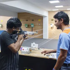 It was a privilege to host former international footballer Vikash Dhorasoo, who represented France in a FIFA World Cup, for a session at the Elite Shooting Club.