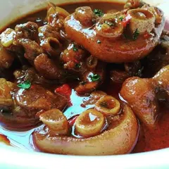 My ready-to-eat braised pork trotters, slow-cooked until tender in a rich, flavorful gravy. This is a classic Northeast comfort food, full of deep, authentic taste.