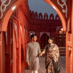 Our royal Indian sets truly come alive at night. This shot, taken in our Lal Kila inspired corridor, shows how the lighting creates a warm, intimate, and majestic atmosphere for your evening shoots.